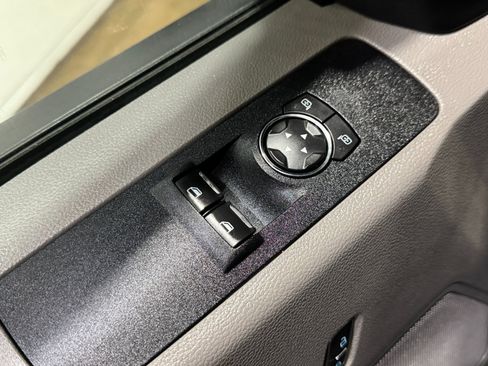 Used 2019 Ford F550 2WD Regular Cab Super Duty image 20