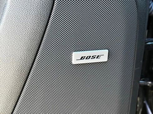 Used 2025 GMC Yukon XL Denali image 13