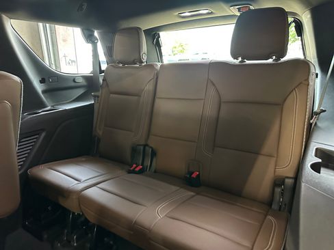 Used 2021 Chevrolet Tahoe High Country w/ Premium Package RWD image 25