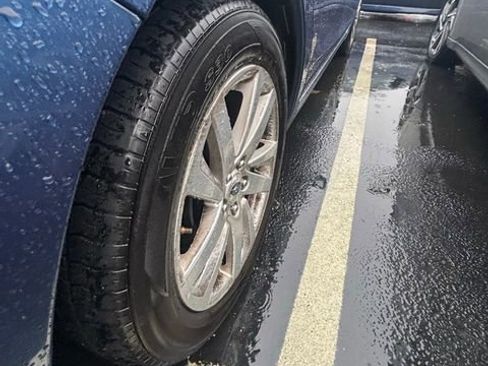 Used 2015 Subaru Impreza 2.0i Premium image 8