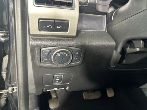 Used 2020 Ford F250 Lariat image 19