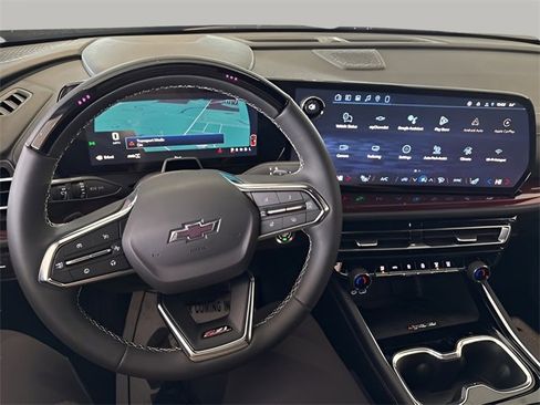 New 2026 Chevrolet Traverse Z71 w/ Enhanced Driving Package image 10