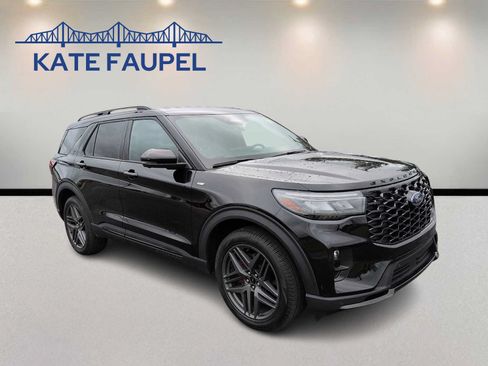 Certified 2025 Ford Explorer ST-Line w/ ST-Line Street Pack AWD/4WD image 1