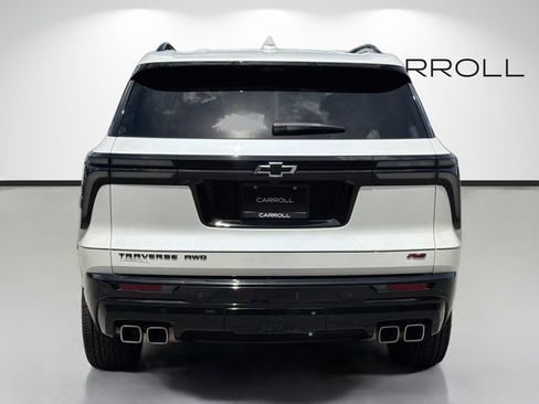 Used 2024 Chevrolet Traverse RS w/ LPO, Floor Liner Package AWD/4WD image 4