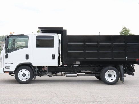 New 2024 Isuzu NPR HD image 3