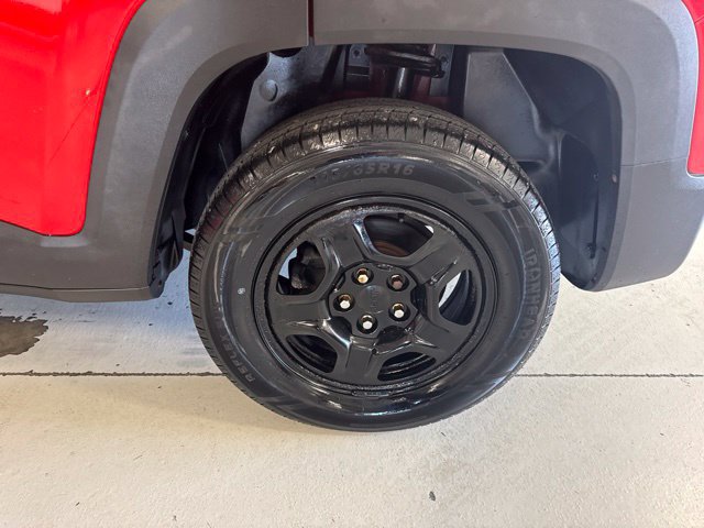 Used 2018 Jeep Renegade Sport w/ Power & Air Group AWD/4WD image 37