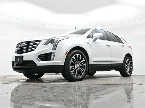Used 2017 Cadillac XT5 Premium Luxury w/ LPO, Wheel Lock Package image 28