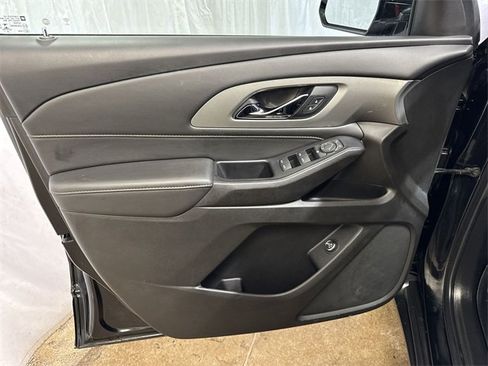 Certified 2020 Chevrolet Traverse LT image 23