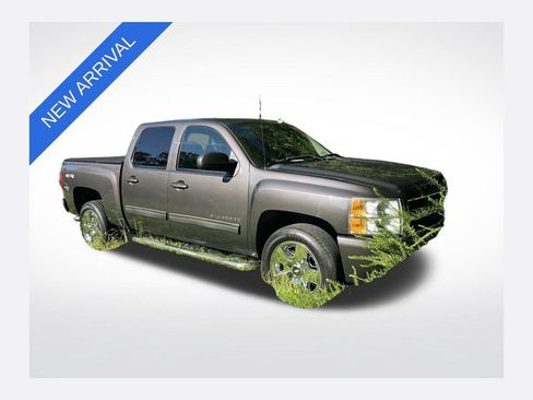 Used 2011 Chevrolet Silverado 1500 LTZ w/ LTZ Plus Package AWD/4WD image 1