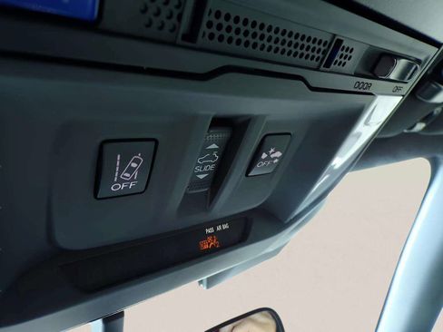 Certified 2025 Subaru Forester Wilderness image 22