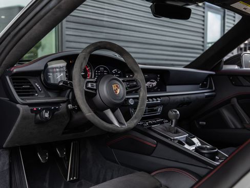 Certified 2022 Porsche 911 Carrera 4 GTS AWD/4WD image 4