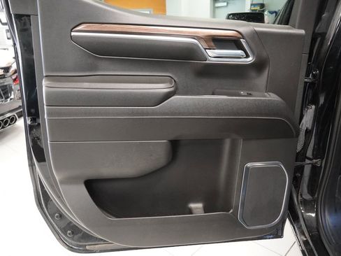 Used 2023 Chevrolet Silverado 1500 LT AWD/4WD image 23