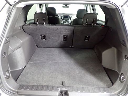 Used 2019 Chevrolet Equinox LS w/ LS Convenience Package image 13