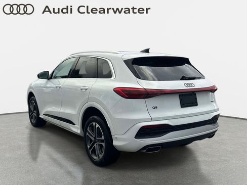 Certified 2025 Audi Q5 Premium w/ Convenience Package AWD/4WD image 5