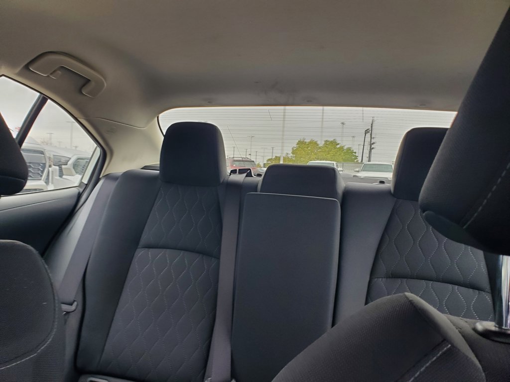 Used 2020 Toyota Corolla LE FWD image 14