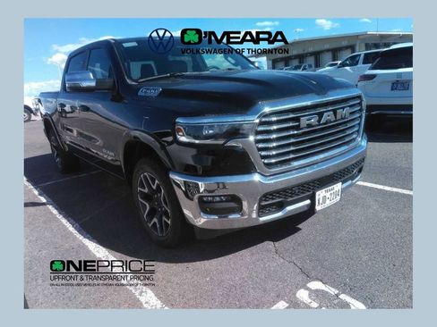 Used 2025 RAM 1500 Laramie AWD/4WD image 1