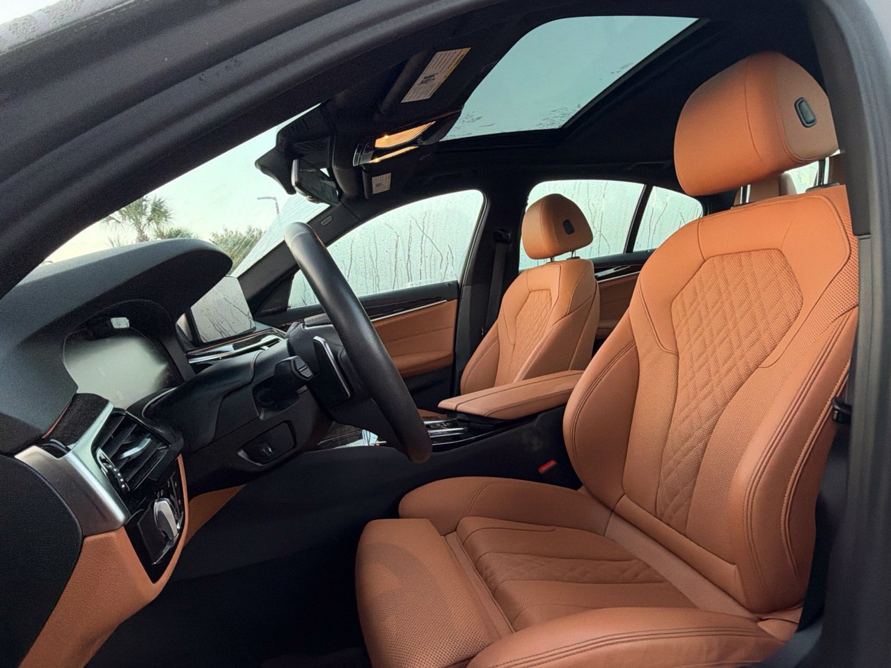 Used 2022 BMW 530e w/ Premium Package RWD image 8