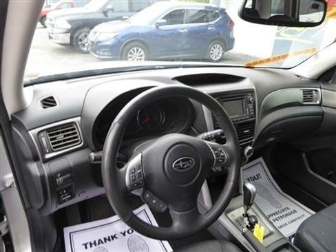 Used 2011 Subaru Forester 2.5X Touring w/ Popular Equipment Group 4B AWD/4WD image 13