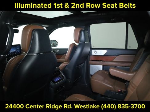 Used 2024 Lincoln Navigator Reserve AWD/4WD image 15