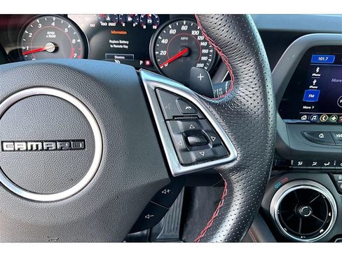 Used 2020 Chevrolet Camaro SS RWD image 11