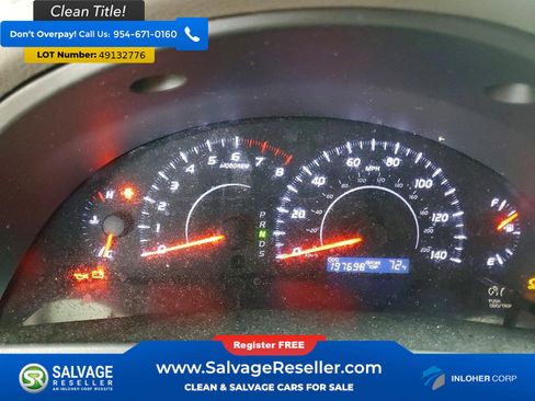 Used 2011 Toyota Camry image 12