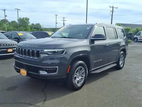 Certified 2023 Jeep Wagoneer 4WD image 3
