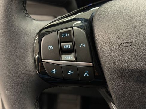 Certified 2023 Ford Escape Active AWD/4WD image 14