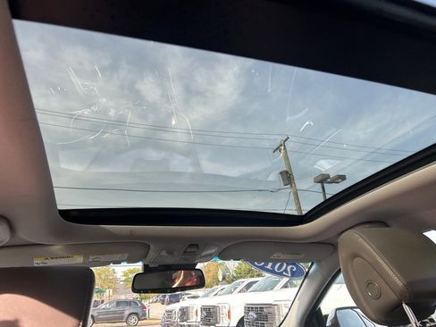 Used 2019 Hyundai Santa Fe XL image 7