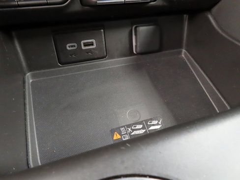 Used 2024 Chevrolet Tahoe High Country image 64