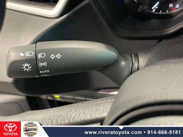 Certified 2024 Toyota Corolla LE AWD/4WD image 22
