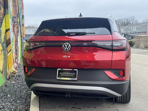 Used 2023 Volkswagen ID.4 Pro S Plus image 44