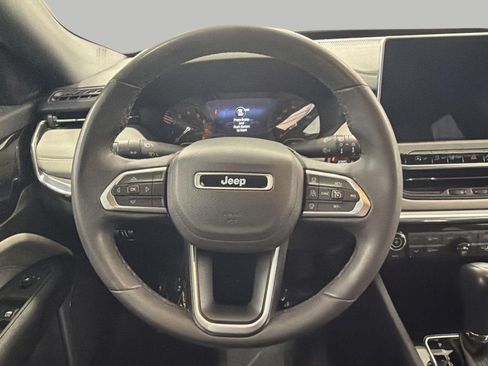 Used 2023 Jeep Compass Limited AWD/4WD image 5