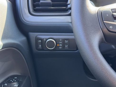 New 2025 Ford Maverick XL image 23