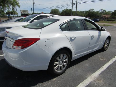 Used 2013 Buick Regal Leather FWD image 4