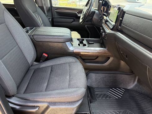 Used 2024 Chevrolet Silverado 2500 LT AWD/4WD image 21