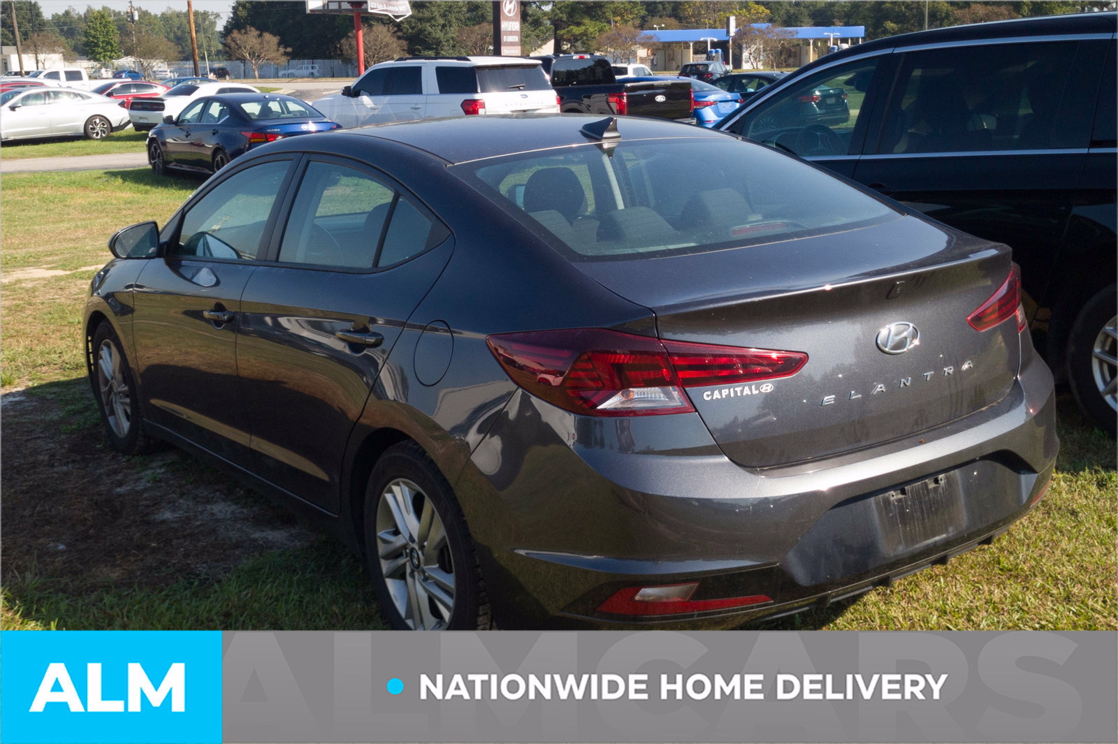 Used 2020 Hyundai Elantra Value Edition w/ Cargo Package (C1) FWD image 4