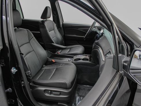 Used 2023 Honda Passport EX-L image 25