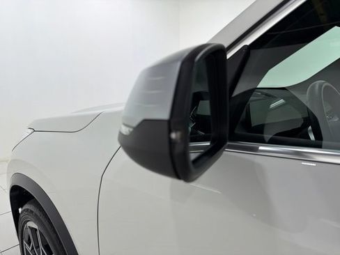 Certified 2023 BMW X1 xDrive28i w/ Convenience Package AWD/4WD image 9