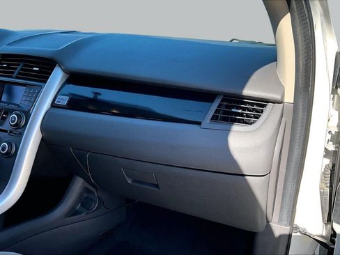 Used 2013 Ford Edge SE FWD image 14