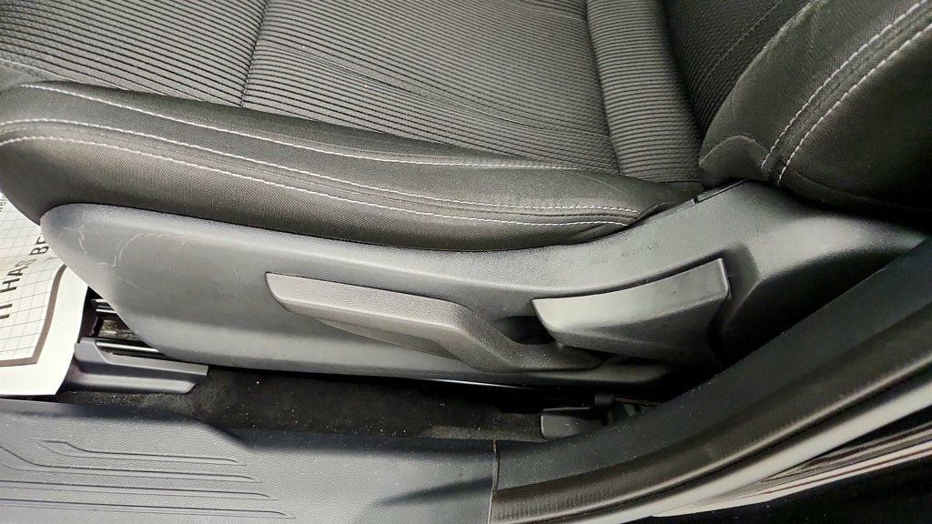Used 2022 Subaru Legacy AWD/4WD image 10