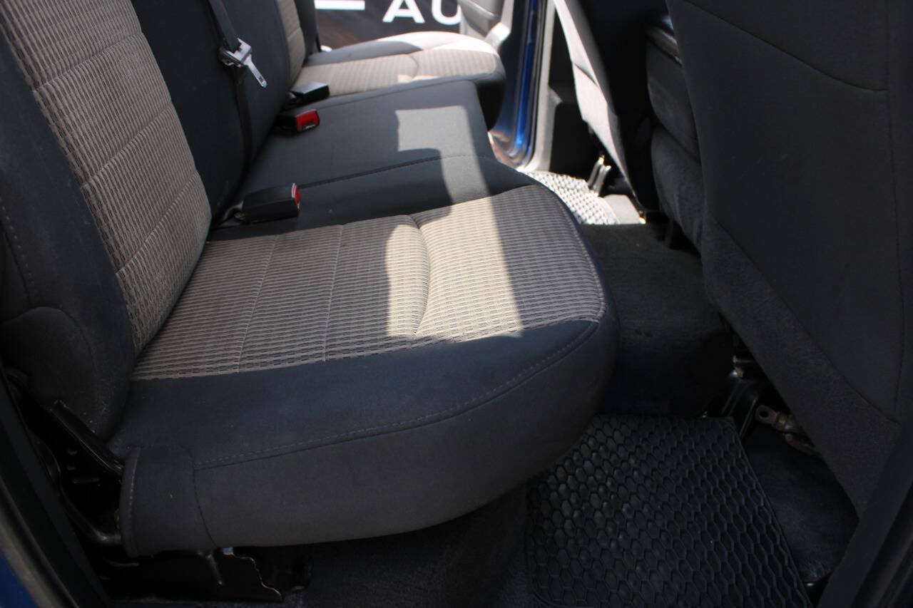 Used 2011 RAM 1500 ST w/ SXT Appearance Group AWD/4WD image 16