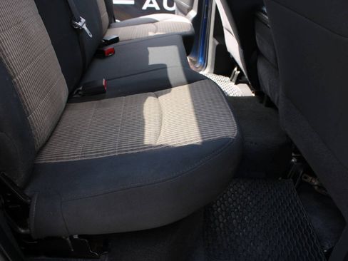 Used 2011 RAM 1500 ST w/ SXT Appearance Group AWD/4WD image 16
