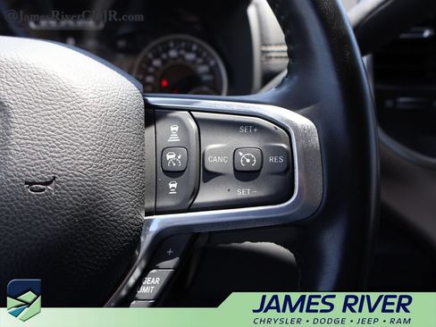 Used 2024 RAM 2500 Laramie w/ Safety Group AWD/4WD image 27