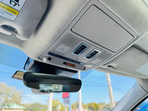 Used 2020 Jaguar F-PACE Premium image 22