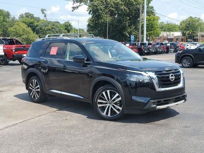 Certified 2025 Nissan Pathfinder Platinum