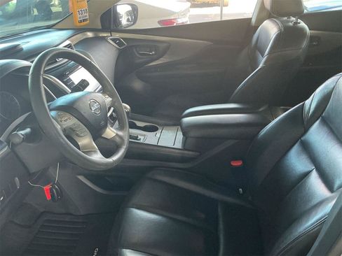 Used 2015 Nissan Murano S FWD image 10