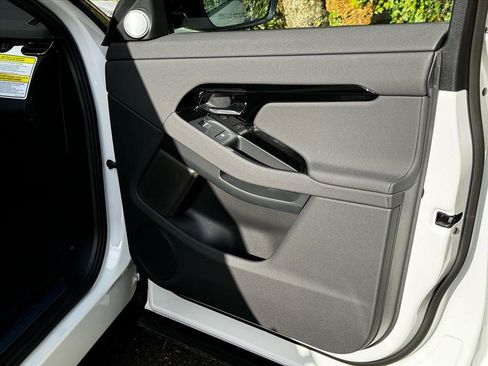 New 2026 Land Rover Range Rover Evoque Dynamic SE image 20