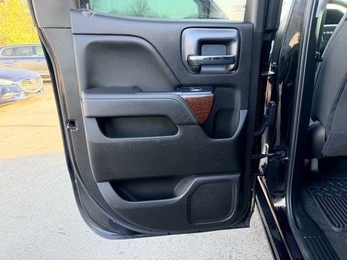 Used 2018 GMC Sierra 1500 SLE w/ SLE Value Package image 24