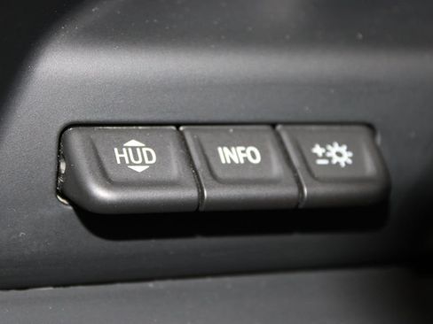 Used 2024 GMC Sierra 2500 Denali Ultimate AWD/4WD image 39
