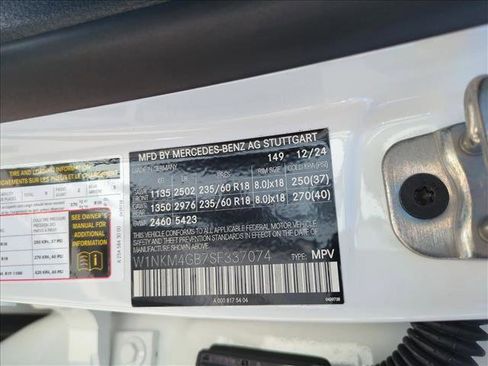 Used 2025 Mercedes-Benz GLC 300 image 25